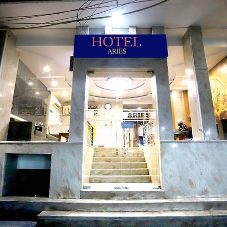 Hotel Aries Nuova Delhi Esterno foto